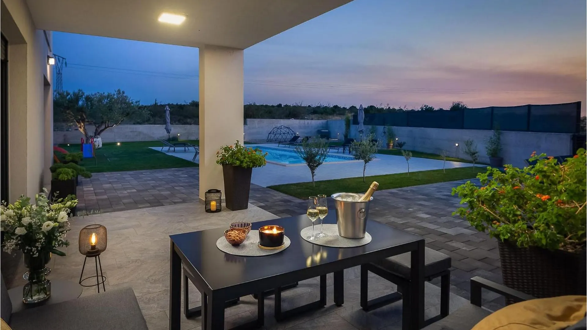 Holiday home Villa Lacus Vrana